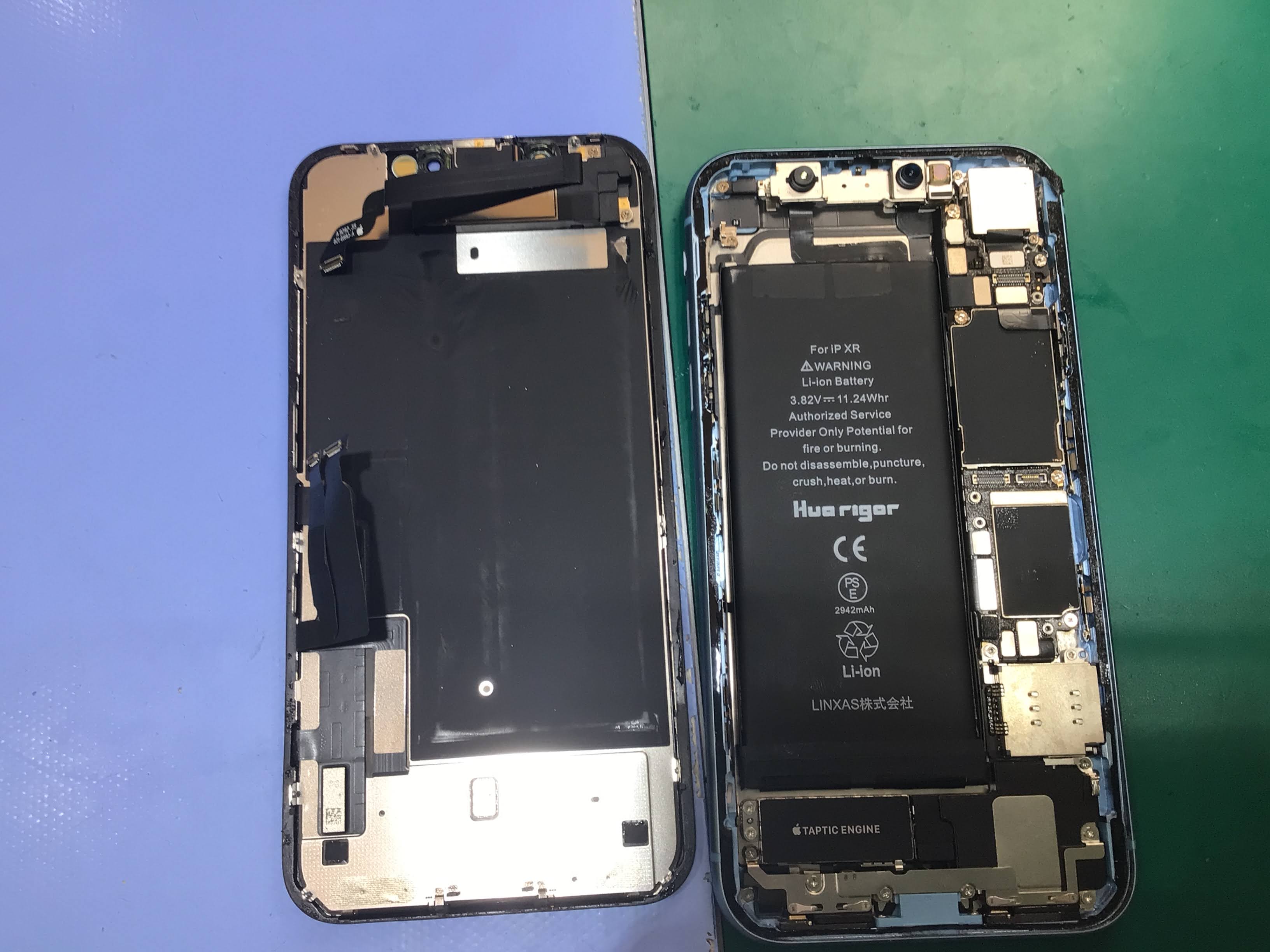 iPhoneXRのバッテリー交換は、データそのまま・即日修理のスマホ修理工房イーアス高尾店へ！